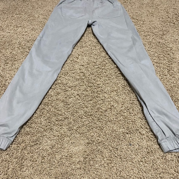 American Eagle Joggers - Picture 3 of 4